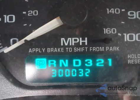 2002 Chevrolet Tahoe Ls z USA, uszkodzony, nr VIN 1GNEC13T92J142098